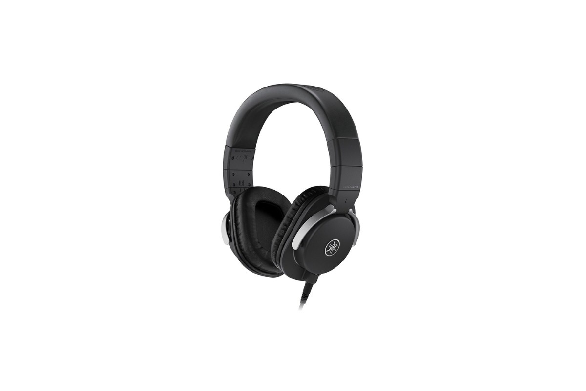 Yamaha HPH-MT8