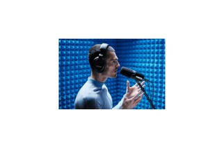 Shure MV7+ – Microfono Dinamico USB/XLR per Podcast e Streaming