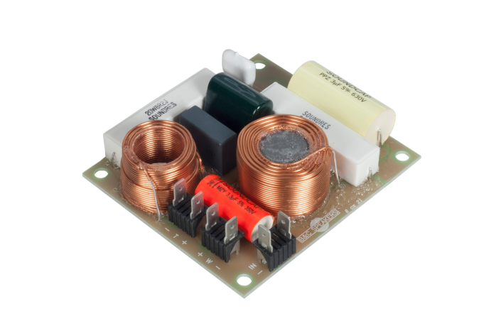 B&C FB08CX21 Crossover