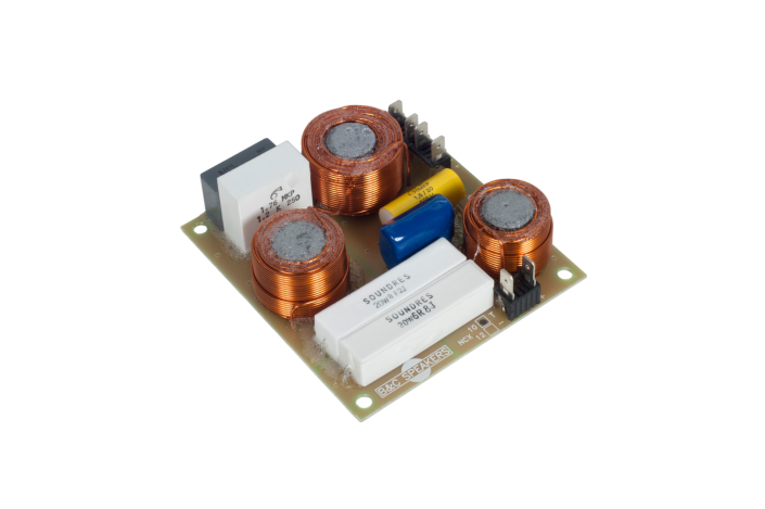 B&C FB10NCX Crossover