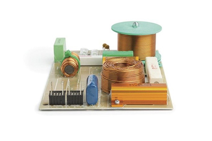 Eighteen Sound XOVER 15NCX750