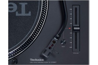Technics SL-1210 MK7 – Giradischi Direct Drive a Trazione Diretta per DJ Professionisti